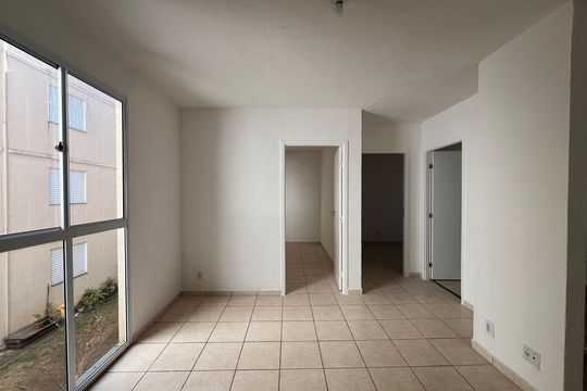 Apartamento à venda com 2 quartos, 45m² em Nacional, Contagem