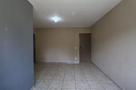 Sala de apartamento à venda com 2 quartos, 53m² em Jardim Santo André, Santo André