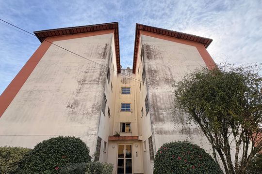 Fachada do bloco de apartamento à venda com 2 quartos, 53m² em Jardim Santo André, Santo André