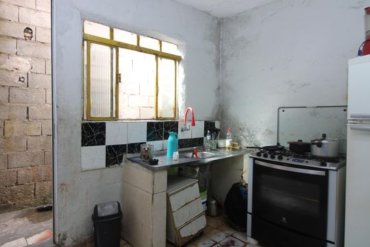 Casa para alugar com 6 quartos, 250m² em Parque Cisper, São Paulo