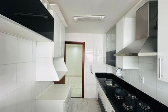 Cozinha de apartamento para alugar com 2 quartos, 80m² em Santa Branca, Belo Horizonte