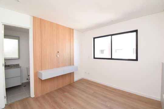 Suíte de apartamento à venda com 3 quartos, 71m² em Santo Inácio, Curitiba