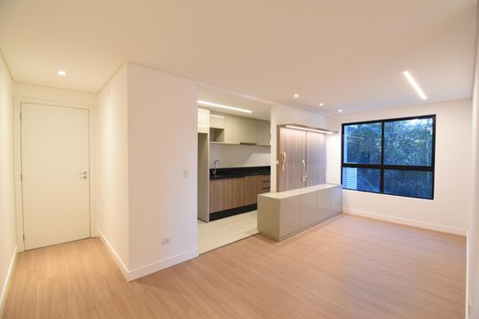 Sala de apartamento à venda com 3 quartos, 71m² em Santo Inácio, Curitiba