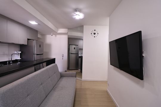 Sala de apartamento à venda com 2 quartos, 42m² em Campestre, Santo André