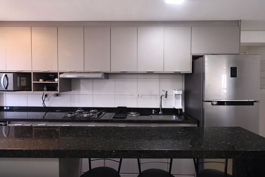 Cozinha  de apartamento à venda com 2 quartos, 42m² em Campestre, Santo André