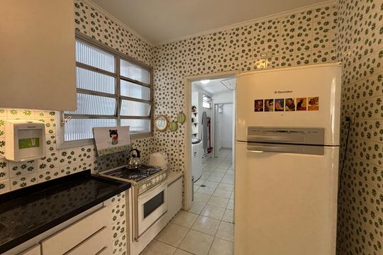 Cozinha de apartamento para alugar com 2 quartos, 100m² em Perdizes, São Paulo