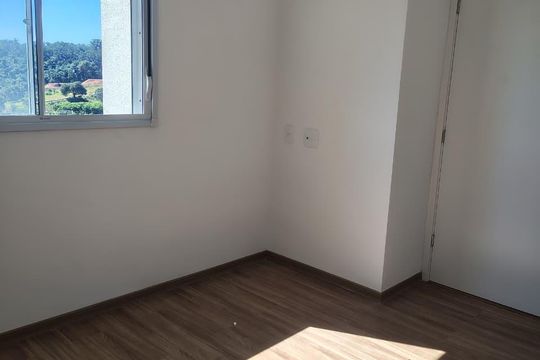 Quarto de apartamento à venda com 2 quartos, 46m² em Piratininga, Osasco