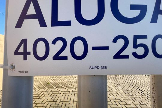 Placa Instalada em 31/07/2026 - Cod.SUPD-358 de apartamento para alugar com 2 quartos, 66m² em Campina, São Leopoldo