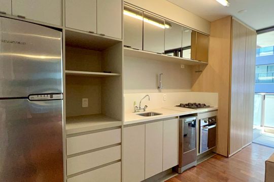 Cozinha de kitnet/studio para alugar com 1 quarto, 47m² em Pinheiros, São Paulo