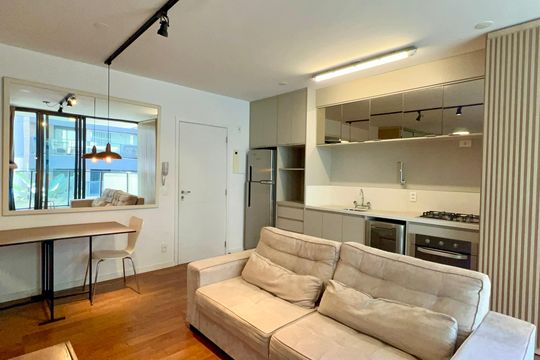 Sala de kitnet/studio para alugar com 1 quarto, 47m² em Pinheiros, São Paulo