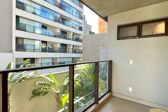 Varanda de kitnet/studio para alugar com 1 quarto, 47m² em Pinheiros, São Paulo