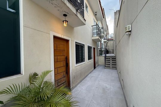 Área Externa de casa de condomínio à venda com 2 quartos, 65m² em Vila Gustavo, São Paulo