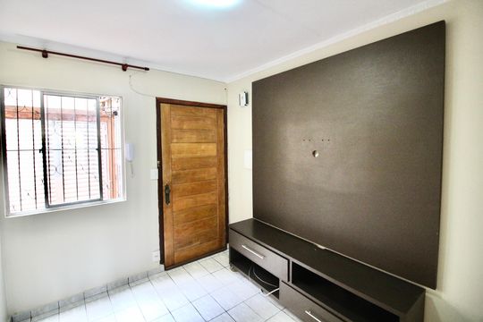 Apartamento para alugar com 2 quartos, 50m² em Conjunto Habitacional Padre Manoel da Nobrega, São Paulo
