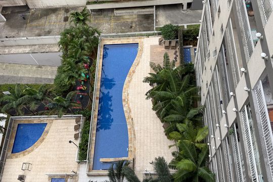 Área comum - Piscina de apartamento para alugar com 1 quarto, 50m² em Vila Matias, Santos