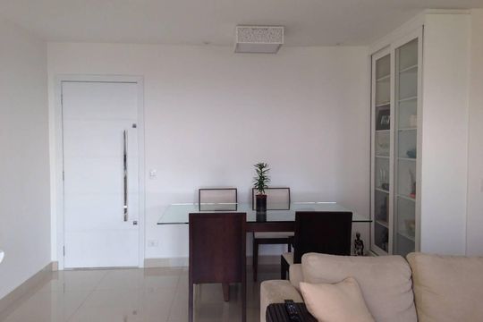 Sala de apartamento para alugar com 2 quartos, 84m² em Parque Reboucas, São Paulo