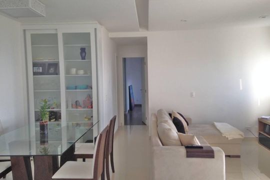 Apartamento para alugar com 2 quartos, 84m² em Parque Reboucas, São Paulo