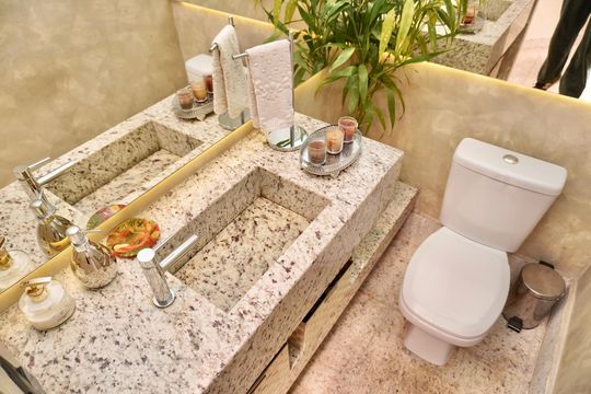Área Privativa  - Lavabo  de apartamento à venda com 2 quartos, 150m² em Savassi, Belo Horizonte