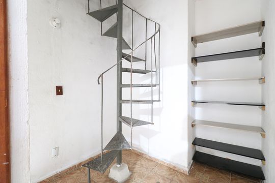 Detalhe  de casa para alugar com 1 quarto, 80m² em Vila Anglo Brasileira, São Paulo