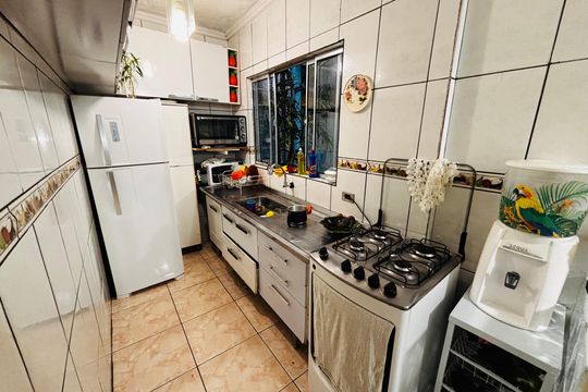 Cozinha de casa à venda com 4 quartos, 120m² em Conceicao, Osasco