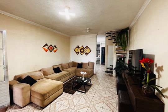 Casa à venda com 4 quartos, 120m² em Conceicao, Osasco