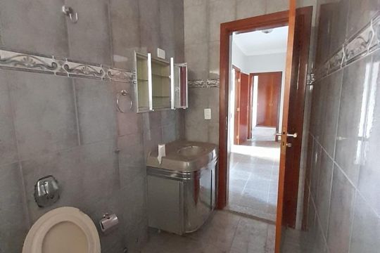 Banheiro de apartamento para alugar com 4 quartos, 250m² em Vila Nossa Senhora Abadia, Uberaba