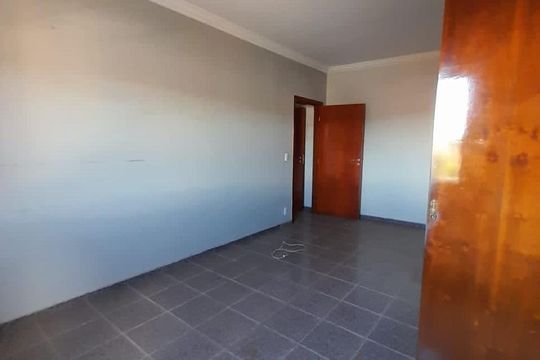 Quarto de apartamento para alugar com 4 quartos, 250m² em Vila Nossa Senhora Abadia, Uberaba