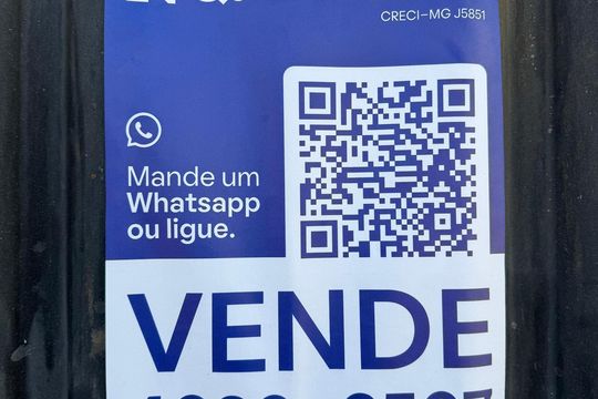 Placa  de casa à venda com 6 quartos, 332m² em Nascentes Imperiais, Contagem