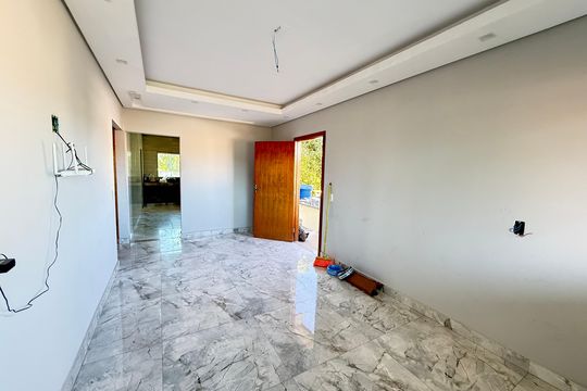 Sala  de casa à venda com 6 quartos, 332m² em Nascentes Imperiais, Contagem