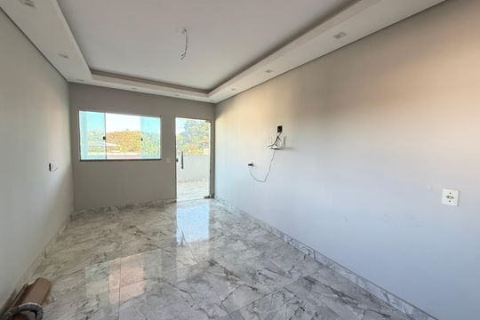Sala  de casa à venda com 6 quartos, 332m² em Nascentes Imperiais, Contagem