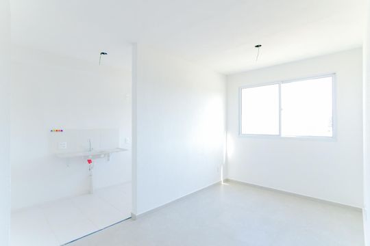 Sala de apartamento para alugar com 2 quartos, 44m² em Vila Nova Bonsucesso, Guarulhos