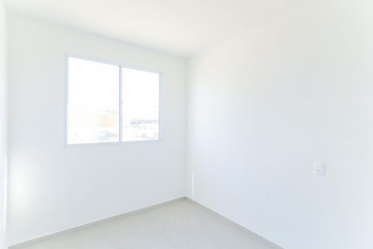 Quarto 1 de apartamento para alugar com 2 quartos, 44m² em Vila Nova Bonsucesso, Guarulhos