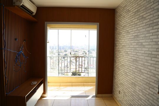 Sala de apartamento para alugar com 3 quartos, 72m² em Jardim Monte Serrat, Aparecida de Goiânia