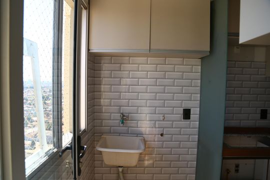 Área de Serviço de apartamento para alugar com 3 quartos, 72m² em Jardim Monte Serrat, Aparecida de Goiânia