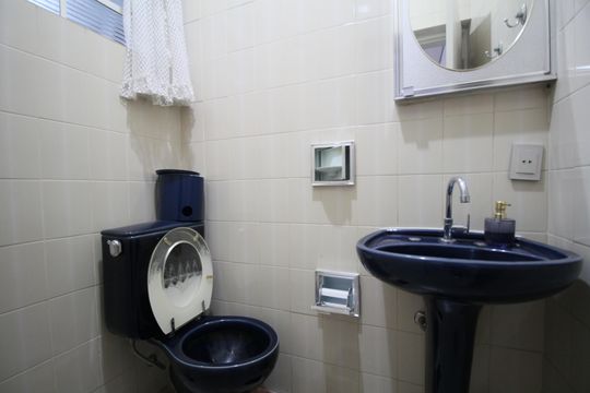 Banheiro de casa para alugar com 3 quartos, 149m² em Jardim Londrina, São Paulo