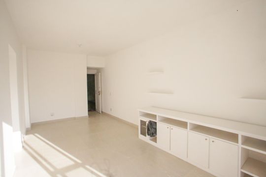 Sala de apartamento para alugar com 3 quartos, 87m² em Pechincha, Rio de Janeiro