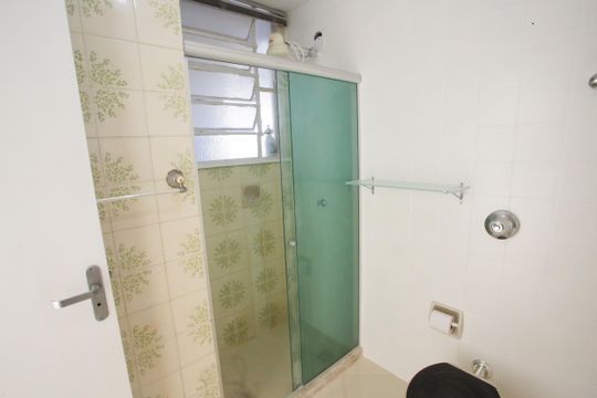 Banheiro de apartamento para alugar com 3 quartos, 87m² em Pechincha, Rio de Janeiro