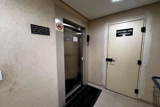 Elevador de apartamento para alugar com 2 quartos, 65m² em Santa Terezinha, Belo Horizonte