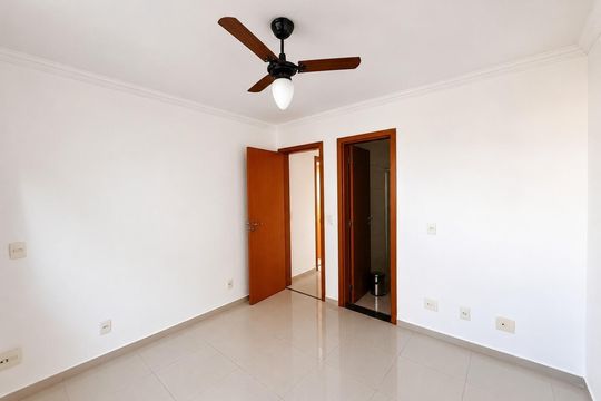 Suíte de apartamento para alugar com 2 quartos, 65m² em Santa Terezinha, Belo Horizonte