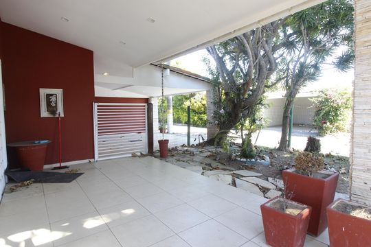 Área comum de casa de condomínio para alugar com 5 quartos, 550m² em Praia do Siqueira, Cabo Frio