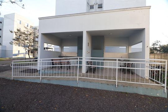 Área comum - Churrasqueira de apartamento para alugar com 2 quartos, 47m² em Olaria, Canoas