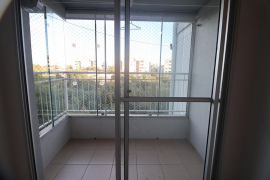 Sacada de apartamento para alugar com 2 quartos, 47m² em Olaria, Canoas