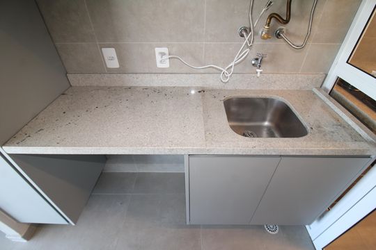 Área de Serviço de apartamento para alugar com 2 quartos, 70m² em Parque Sao Domingos, São Paulo
