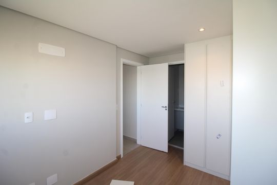 Quarto 2 de apartamento para alugar com 2 quartos, 70m² em Parque Sao Domingos, São Paulo