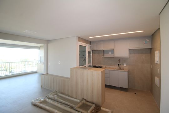 Sala / Cozinha de apartamento para alugar com 2 quartos, 70m² em Parque Sao Domingos, São Paulo