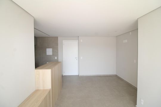 Sala / Cozinha de apartamento para alugar com 2 quartos, 70m² em Parque Sao Domingos, São Paulo