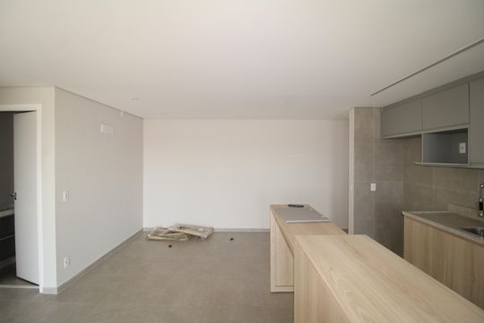 Sala / Cozinha de apartamento para alugar com 3 quartos, 100m² em Parque Sao Domingos, São Paulo