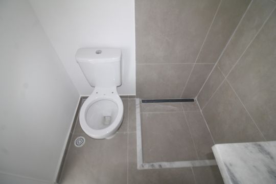 Banheiro 2 de apartamento para alugar com 2 quartos, 70m² em Parque Sao Domingos, São Paulo