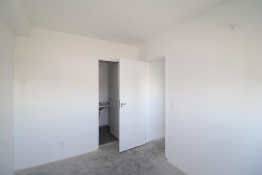 Quarto 2 de apartamento para alugar com 2 quartos, 70m² em Parque Sao Domingos, São Paulo