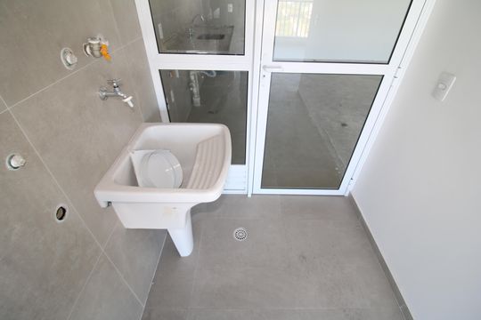 Área de Serviço de apartamento à venda com 3 quartos, 100m² em Parque Sao Domingos, São Paulo