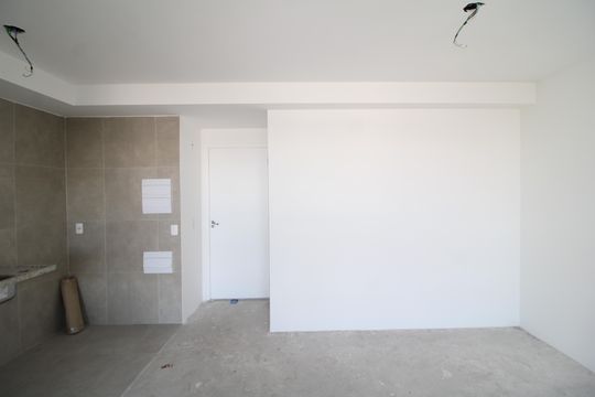 Sala / Cozinha de apartamento para alugar com 2 quartos, 70m² em Parque Sao Domingos, São Paulo